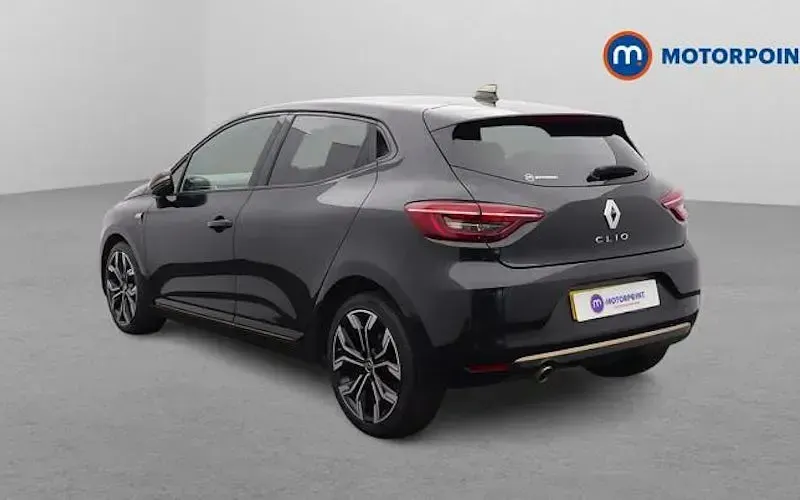 Used Renault Clio SE 90 HP (66 kW) 2021 Black Hatchback