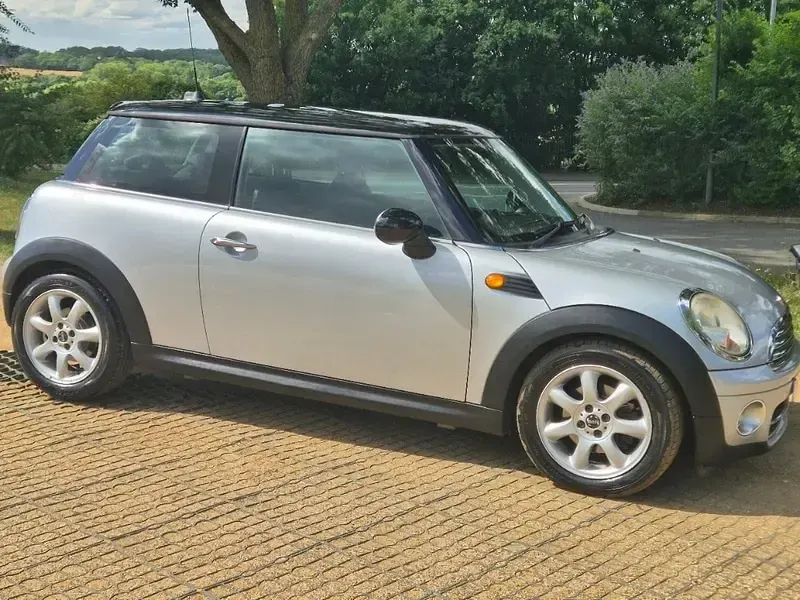 Used Mini Cooper D 110 HP (80 kW) 2008 Silver Hatchback