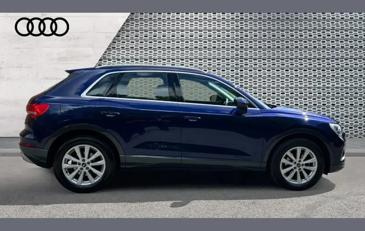 Used Audi Q3 Sport 150 HP (110 kW) 2024 Blue SUV