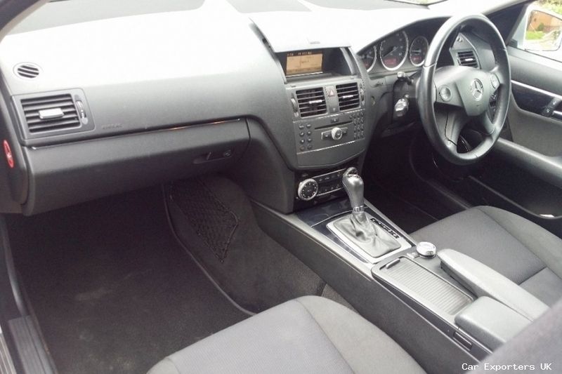 Used Mercedes C180 156 HP (114 kW) 2009 Sedan