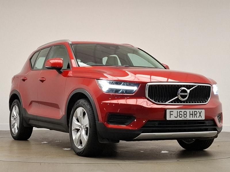 Red Used 2018 Volvo XC40 Momentum SUV | £19,498 (Fair price) - Image 1/4