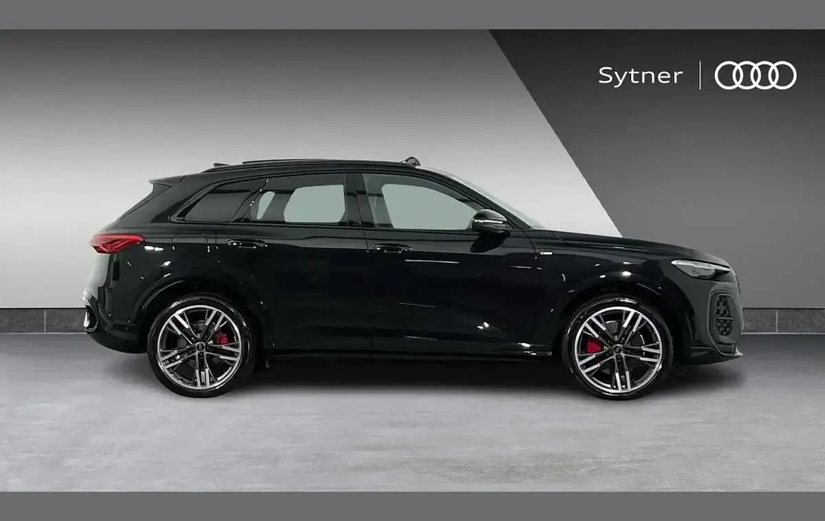Used Audi Q5 Advanced 204 HP (150 kW) 2025 Black SUV
