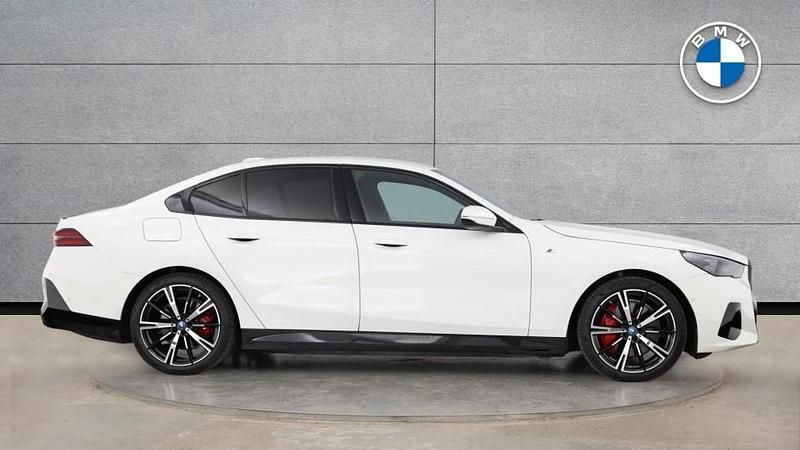 Used BMW i5 M Sport 246 kW (335 HP) 2023 White Sedan