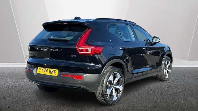 Used Volvo XC40 Plus 194 HP (142 kW) 2025 SUV