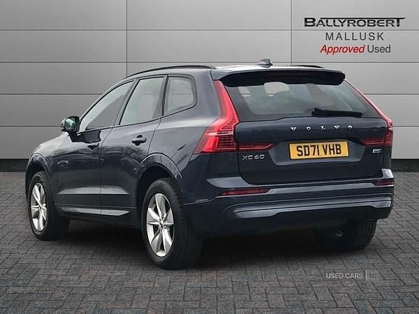 Used Volvo XC60 Momentum 2022 Blue SUV