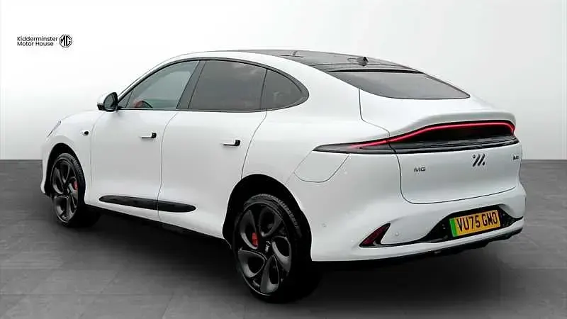 Used MG IM6 552 kW (751 HP) 2025 White SUV