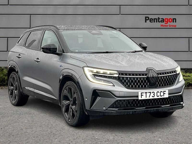 Used Renault Austral Techno Esprit Alpine 200 HP (147 kW) 2023 Matte shadow grey SUV