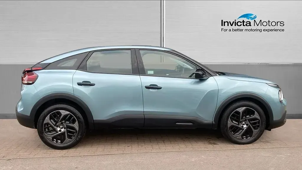 Używany Citroën C4 PureTech 101 KM (74 kW) 2023 Niebieski SUV
