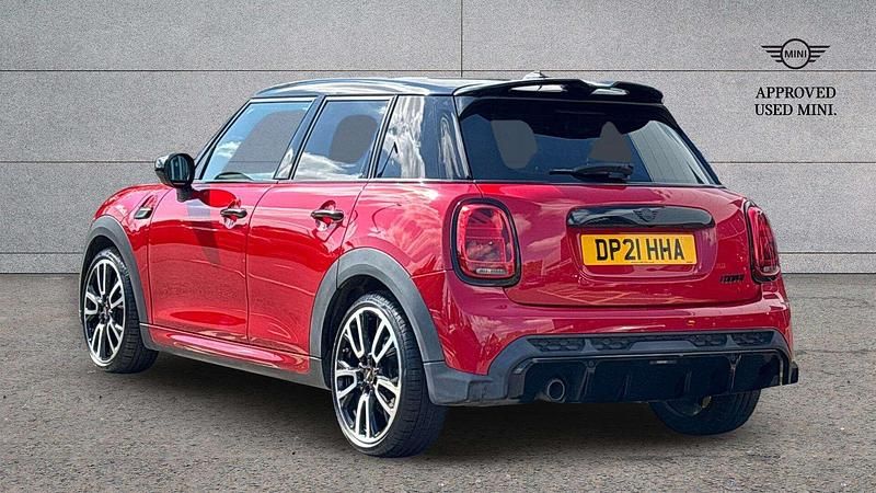 Usado Mini Cooper Sport 136 CV (100 kW) 2021 Rojo Utilitario