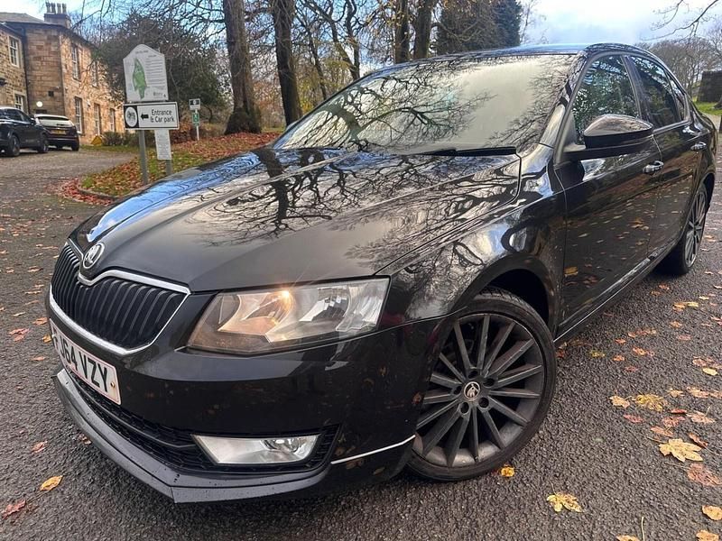 Black Used 2014 Skoda Octavia Hatchback | £5,495 (Fair price) - Image 1/3