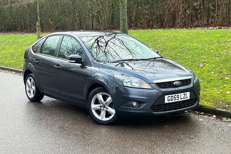 Grey Used 2010 Ford Focus Zetec Hatchback | £3,395 (Fair price) - Image 1/1