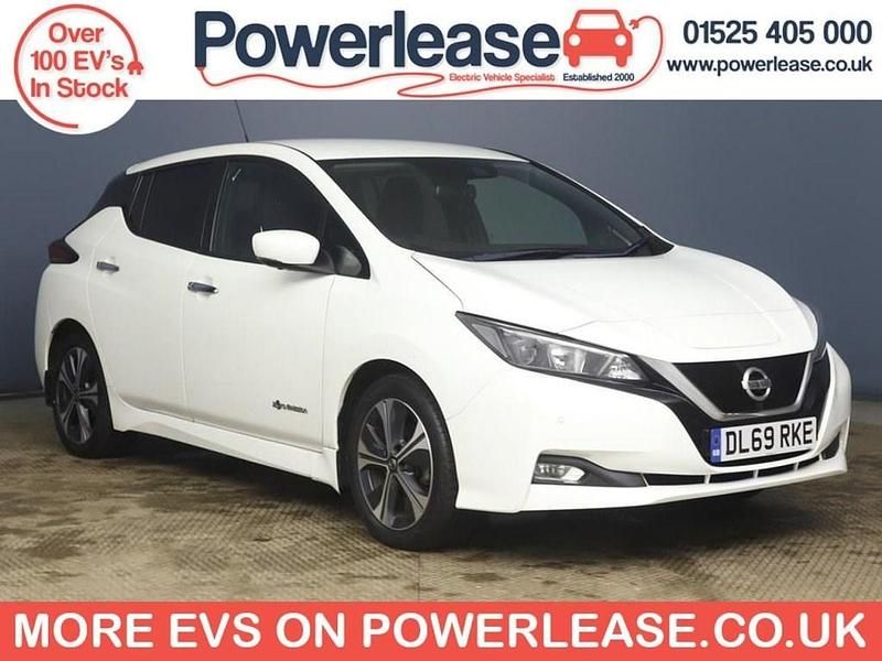 Used Nissan Leaf N-Connecta 110 kW (150 HP) 2019 White Hatchback