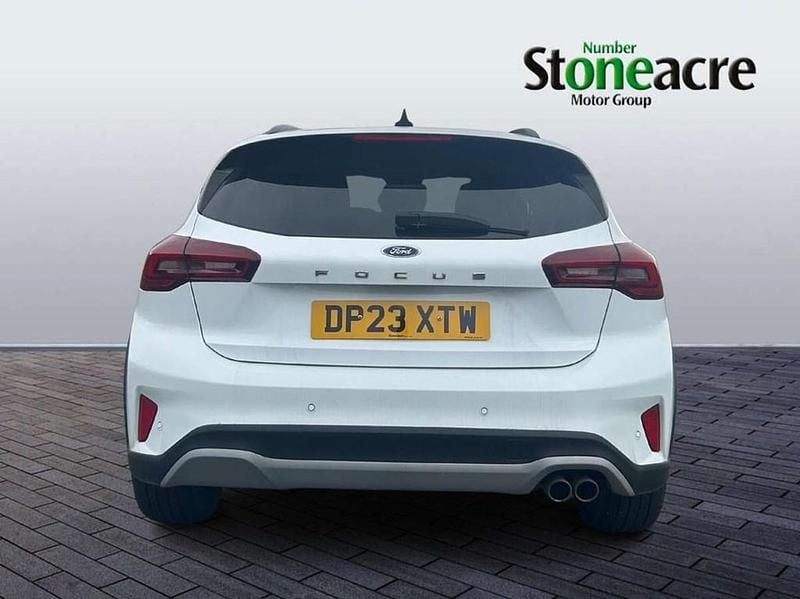 Used Ford Focus Active 125 HP (91 kW) 2023 White Hatchback