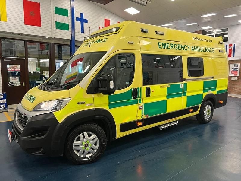 Used Fiat Ducato 176 HP (129 kW) 2020 Yellow Van