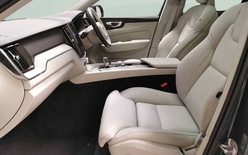 Used Volvo XC60 Plus 349 HP (256 kW) 2023 Blue SUV