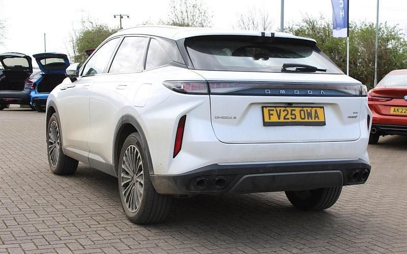 Used Omoda 9 449 HP (330 kW) 2025 SUV