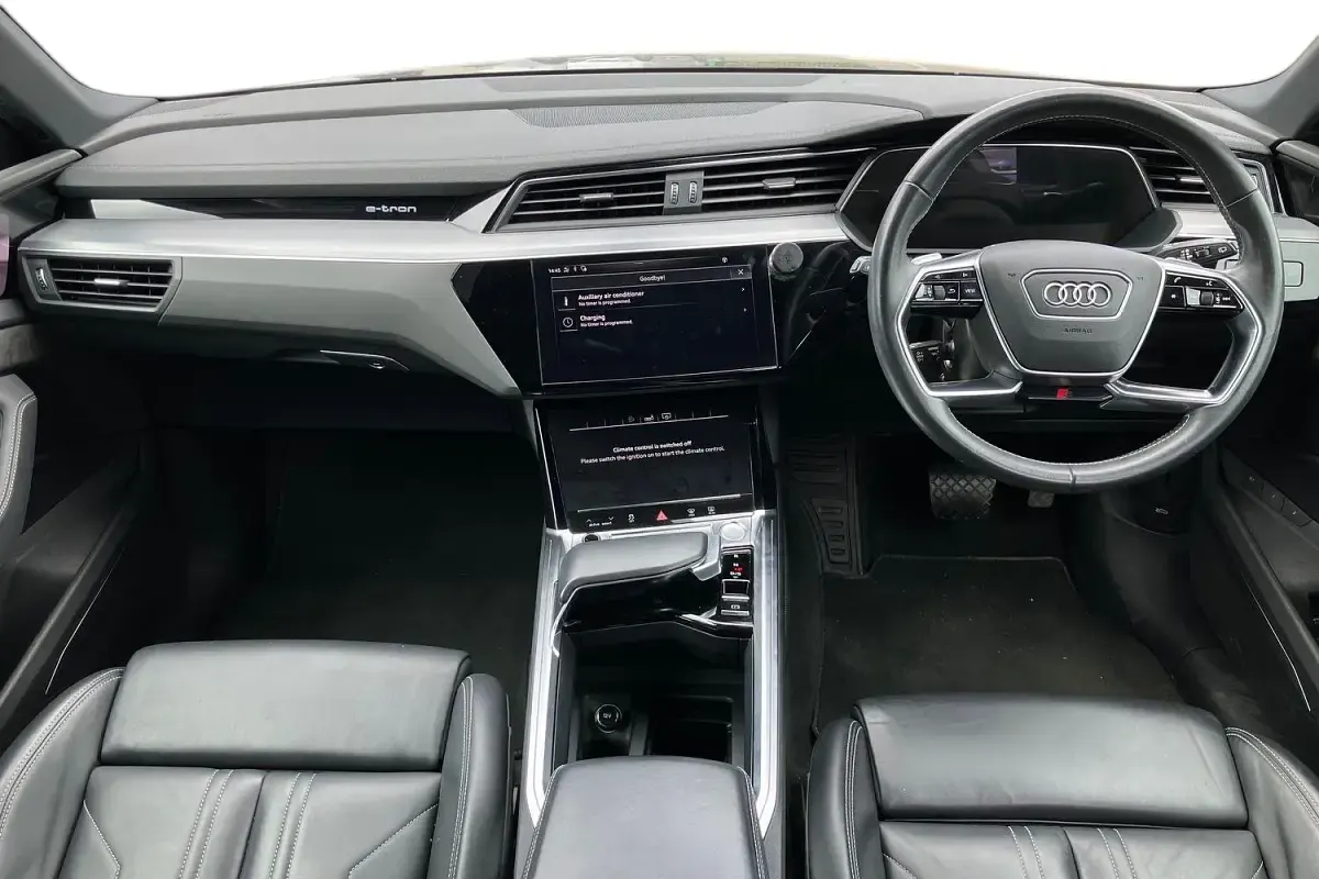 Used Audi e-tron Comfort 230 kW (313 HP) 2020 Black SUV