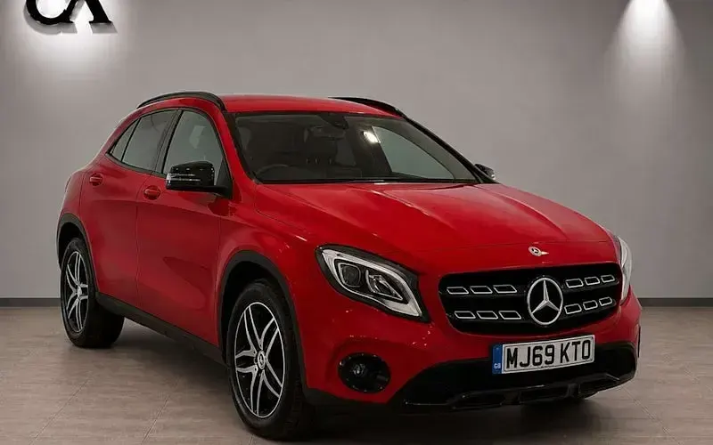 Used Mercedes GLA180 Urban 122 HP (89 kW) 2020 SUV