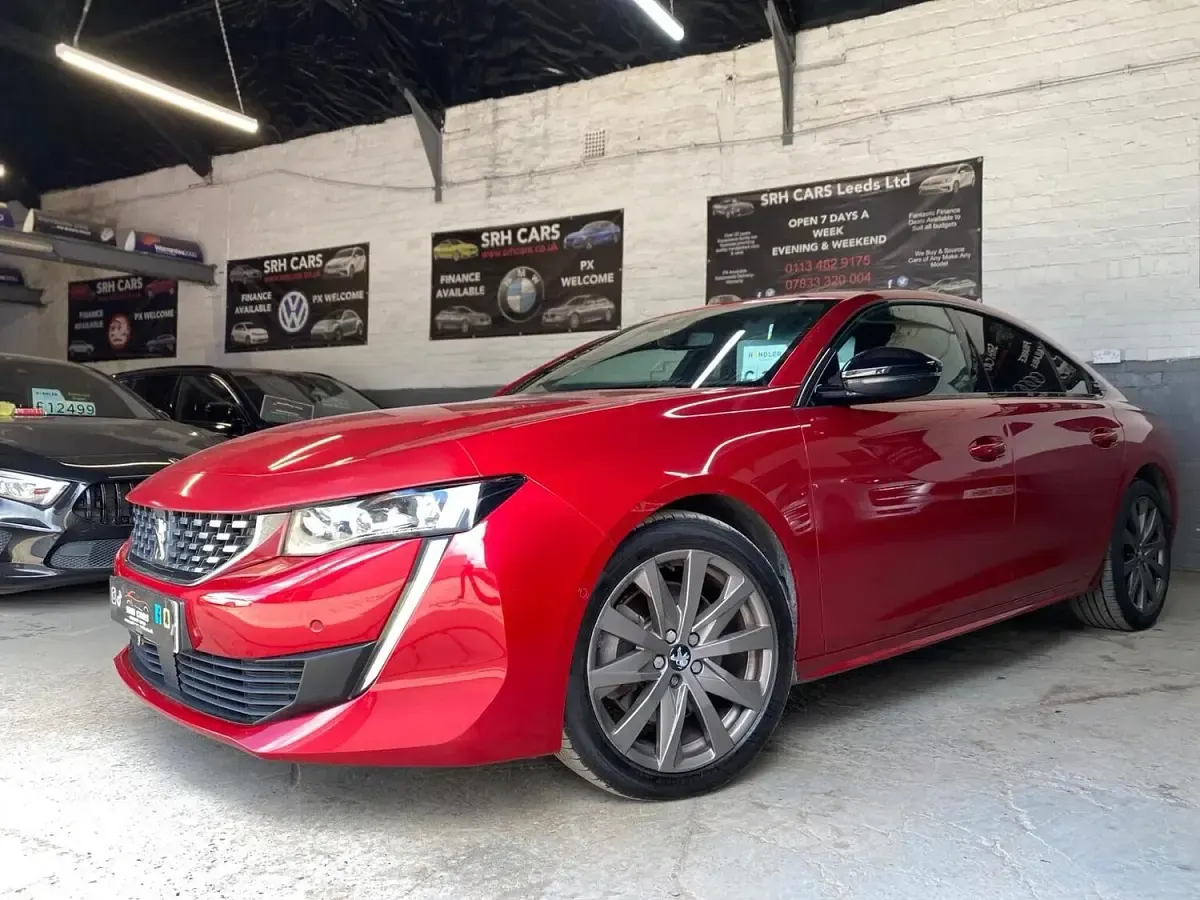 Used Peugeot 508 GT-line 2019 Red Hatchback