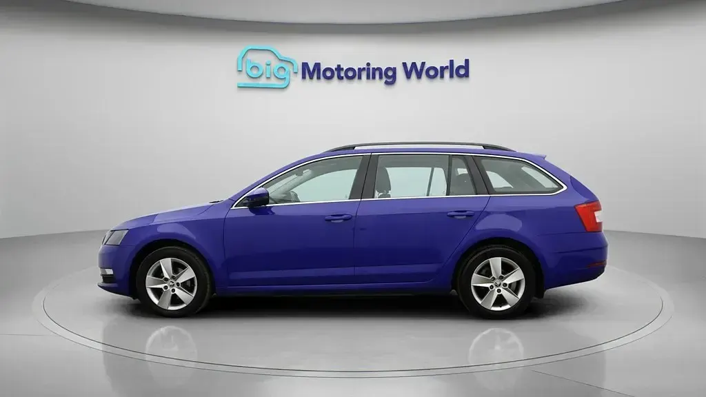 Używany Skoda Octavia SE Technology 115 KM (84 kW) 2020 Niebieski Kombi