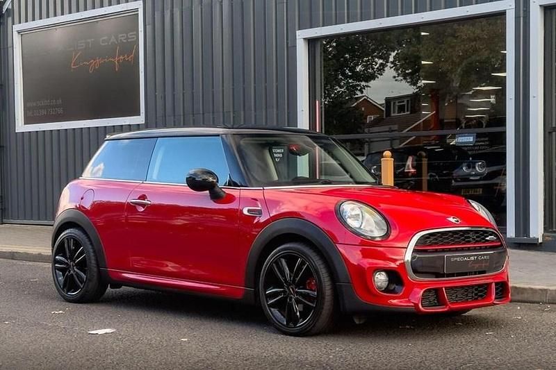 Red Used 2018 Mini Cooper Hatch Hatchback | £7,850 (Super price) - Image 1/1