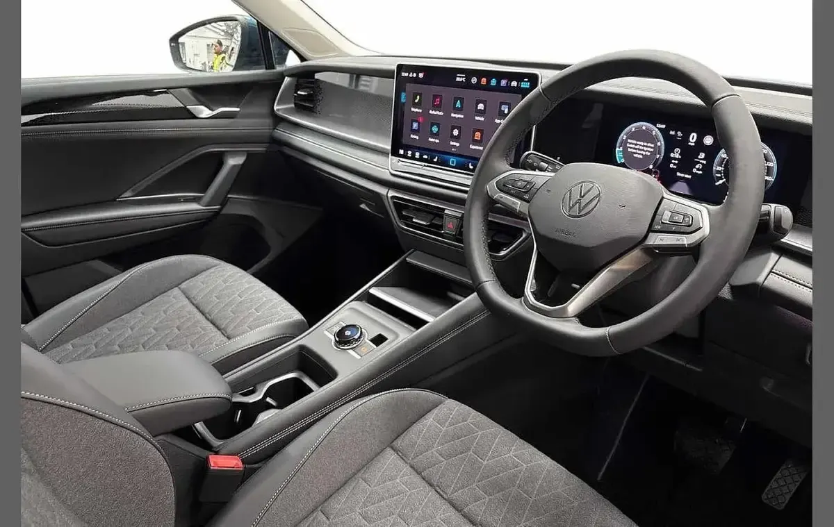 New VW Tayron Match 147 HP (108 kW) 2026 Blue SUV