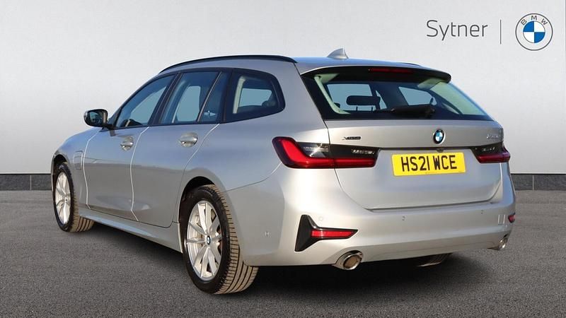 Used BMW 330e Sport Line 288 HP (211 kW) 2021 Silver Estate