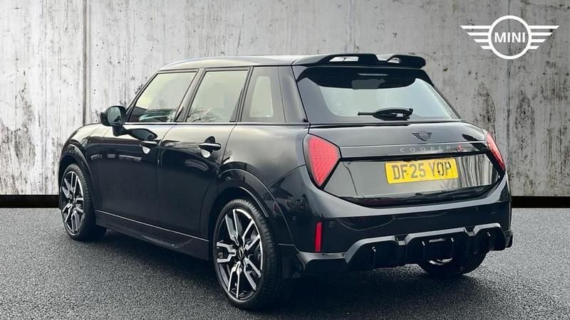 Used Mini Cooper S Hatch 201 HP (147 kW) 2025 Black Hatchback