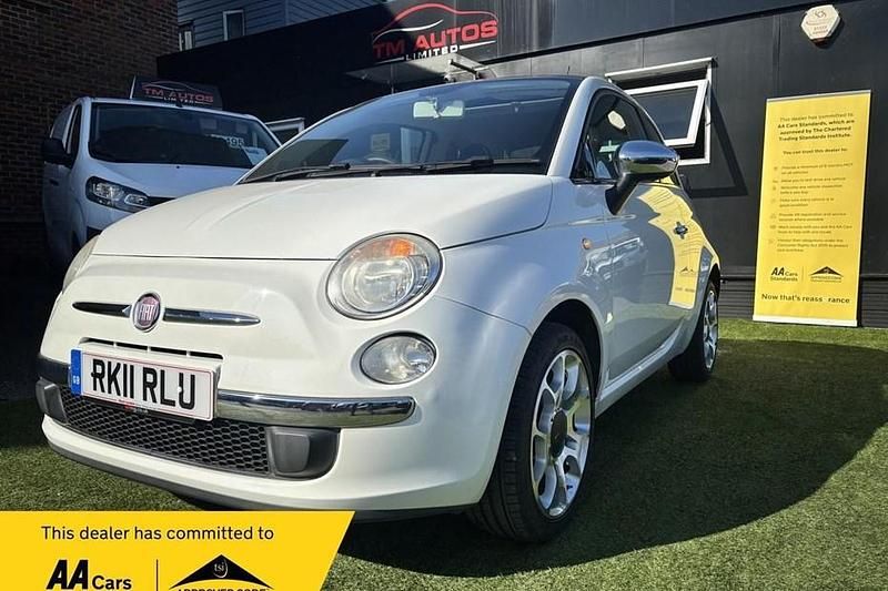 Usado Fiat 500 Lounge 69 HP (50 kW) 2011 Branco Citadino