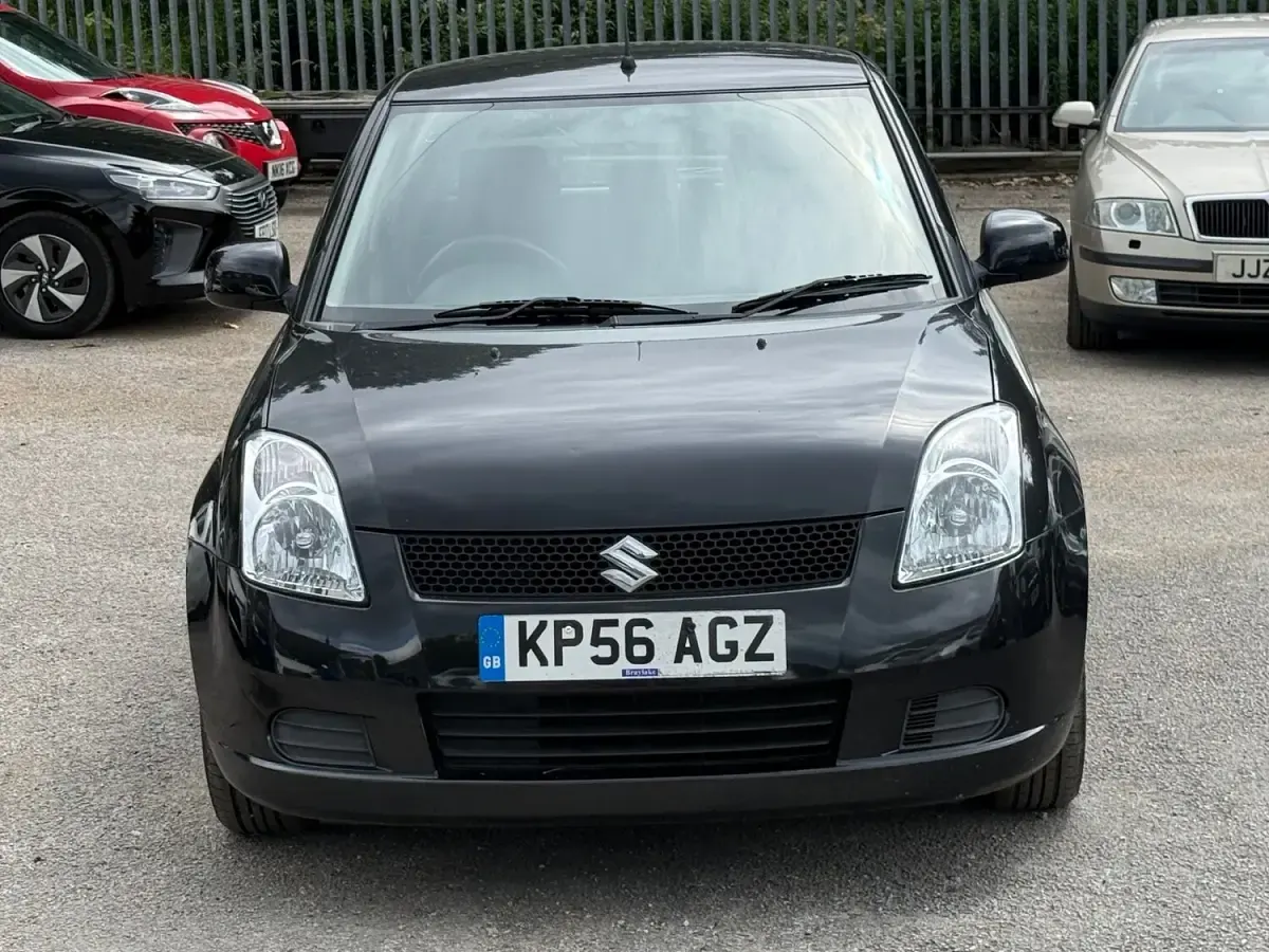 Used Suzuki Swift GL 92 HP (67 kW) 2006 Black Hatchback