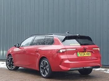 Used Vauxhall Astra Ultimate 114 kW (156 HP) 2024 Red Estate