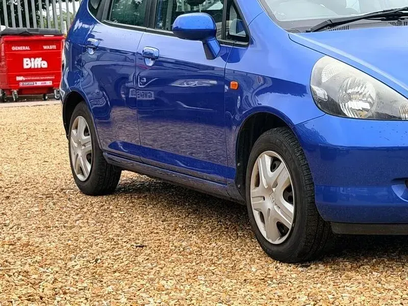 Used Honda Jazz SE 83 HP (61 kW) 2004 Blue Hatchback