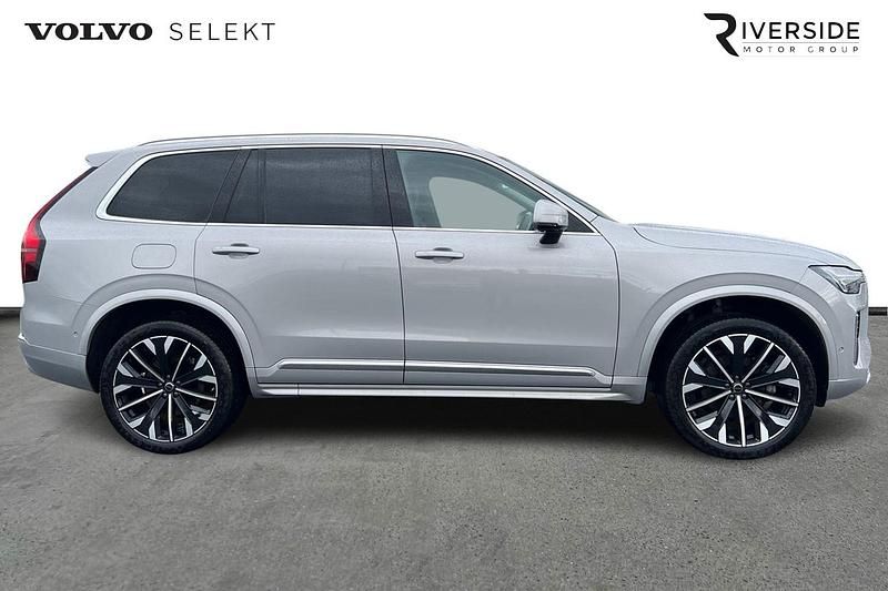 Used Volvo XC90 Ultra 250 HP (183 kW) 2025 Silver dawn SUV