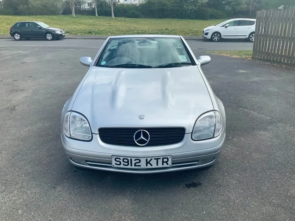 Used Mercedes SLK230 190 HP (139 kW) 1999 Silver Cabriolet