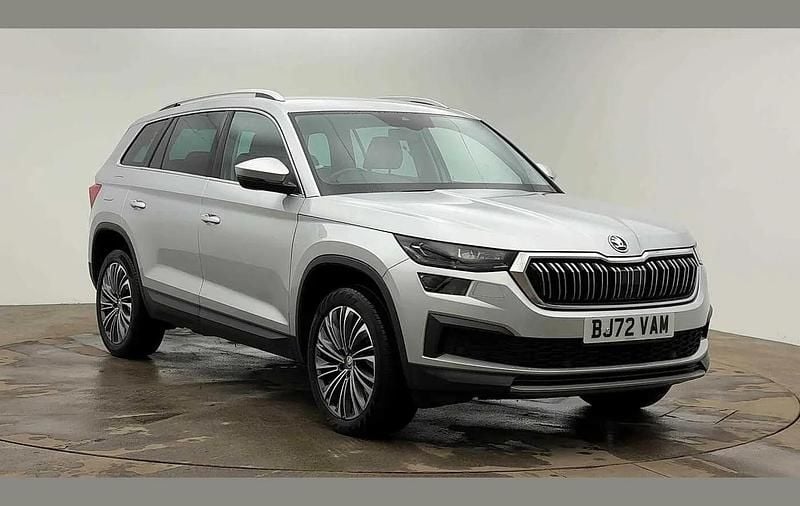 Brilliant silver metallic Used 2023 Skoda Kodiaq SE L Executive SUV | £28,995 (Super price) - Image 1/4