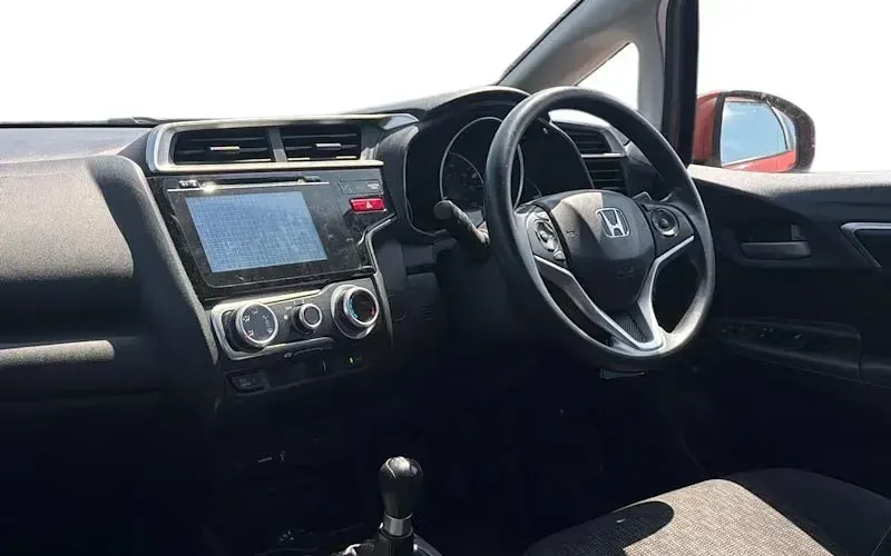 Used Honda Jazz SE 102 HP (75 kW) 2017 Orange Hatchback