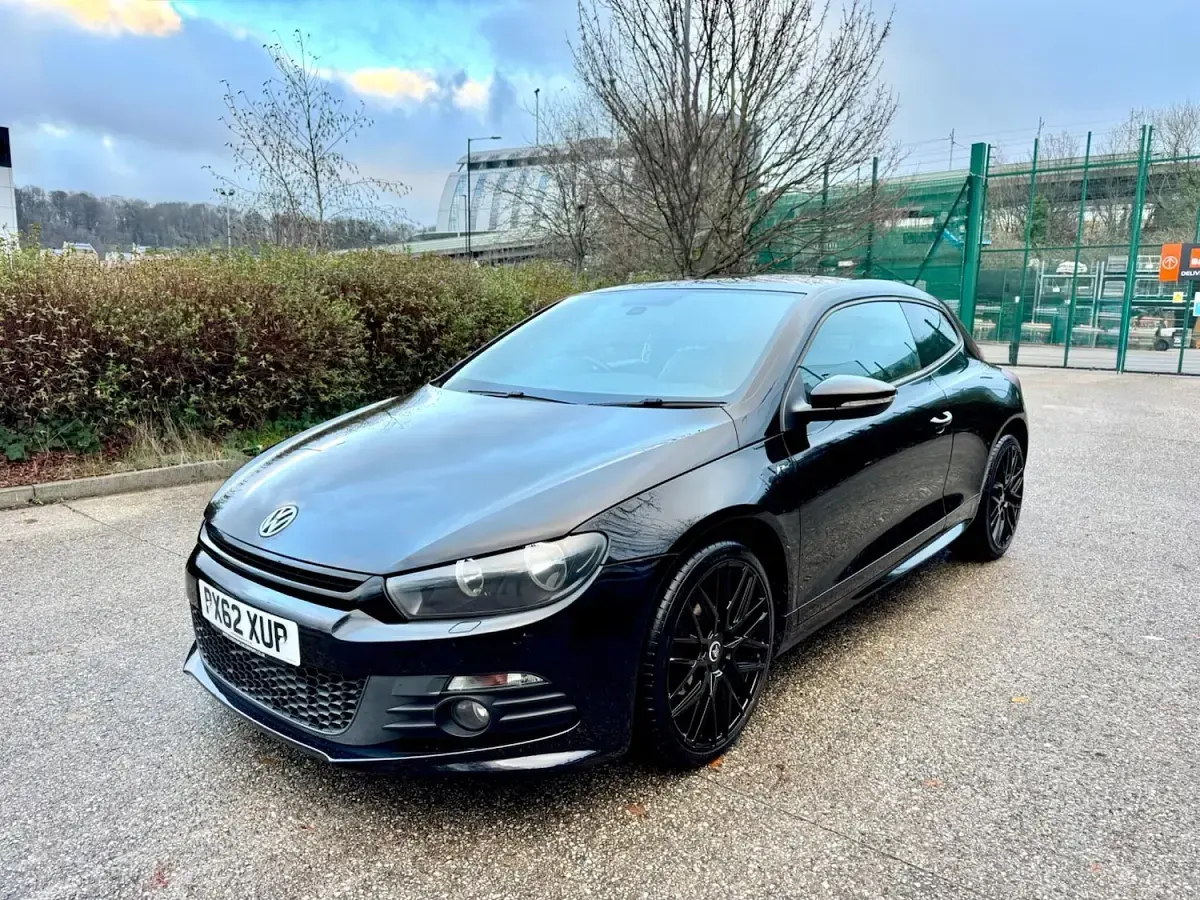 Used VW Scirocco R-line 140 HP (102 kW) 2012 Black Coupe