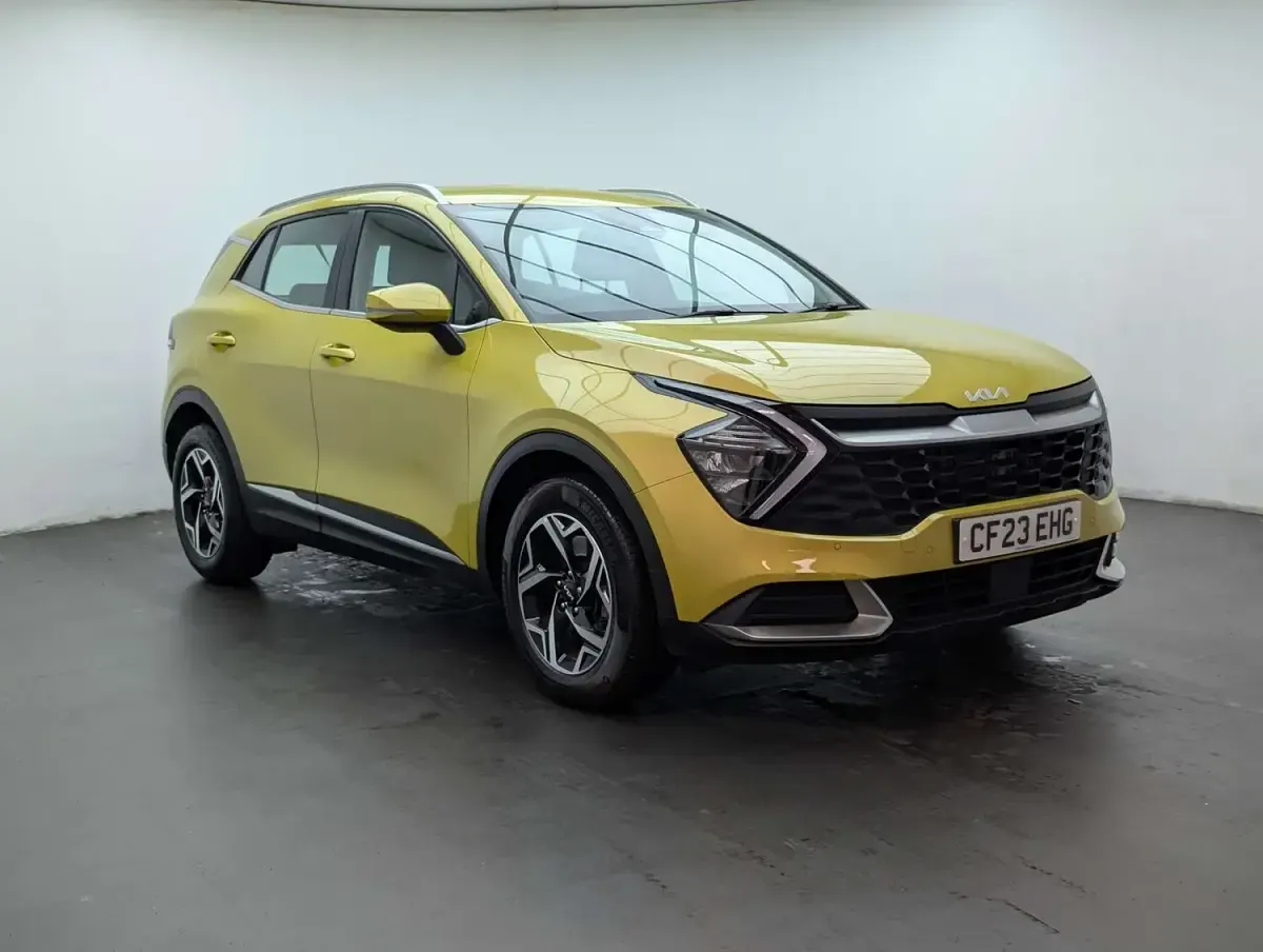 Used Kia Sportage 2023 Yellow SUV