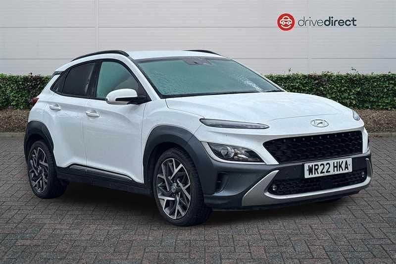 White Used 2022 Hyundai Kona Premium SUV | £15,930 (Fair price) - Image 1/4