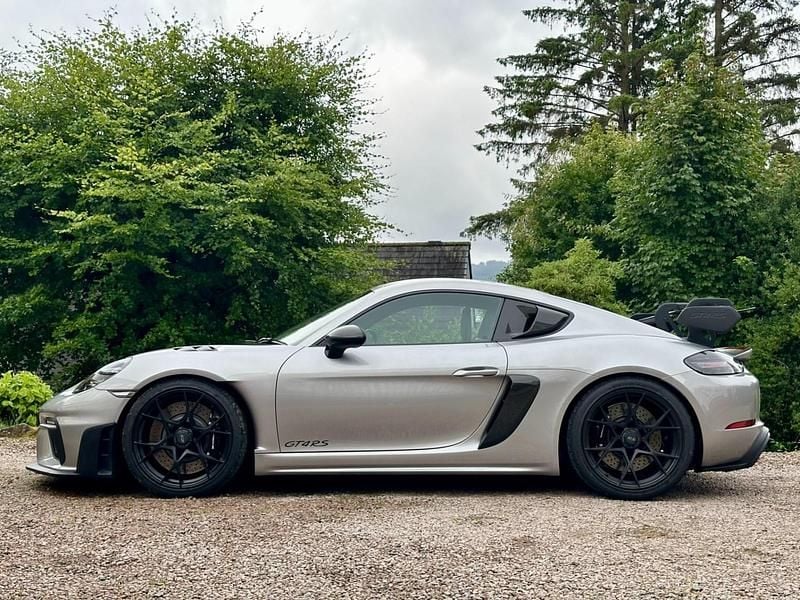 Used Porsche Cayman GT4 500 HP (367 kW) 2023 Silver Coupe