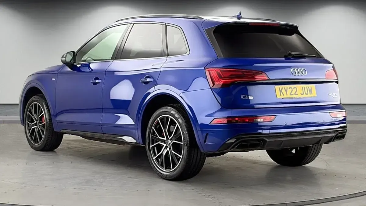 Used Audi Q5 Comfort 265 HP (194 kW) 2022 Blue SUV