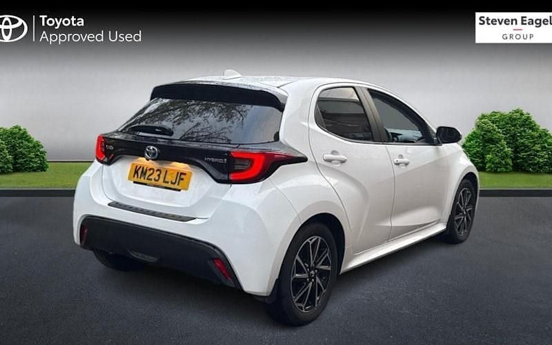 Used Toyota Yaris Hybrid Design 116 HP (85 kW) 2025 Hatchback