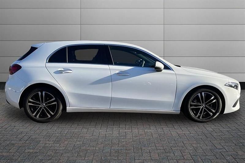 Used Mercedes A200 Executive 163 HP (119 kW) 2024 Polar white Hatchback