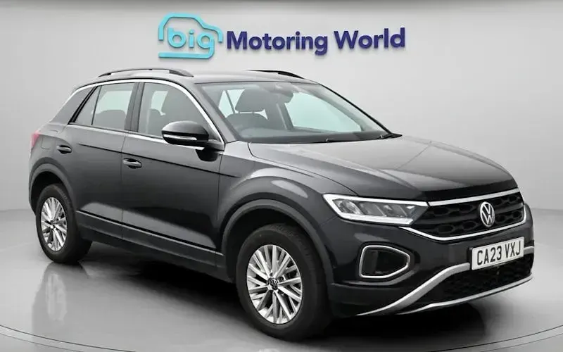 Usado VW T-Roc S 150 HP (110 kW) 2023 SUV