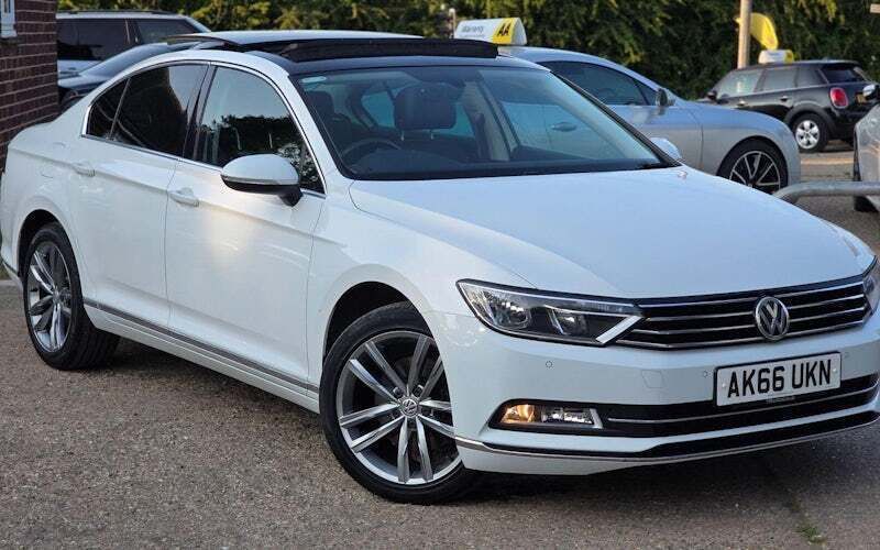Used 2017 VW Passat GT Sedan | £11,455 (Fair price) - Image 1/4