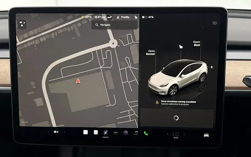 Used Tesla Model Y Standard Range 219 kW (299 HP) 2024 White SUV