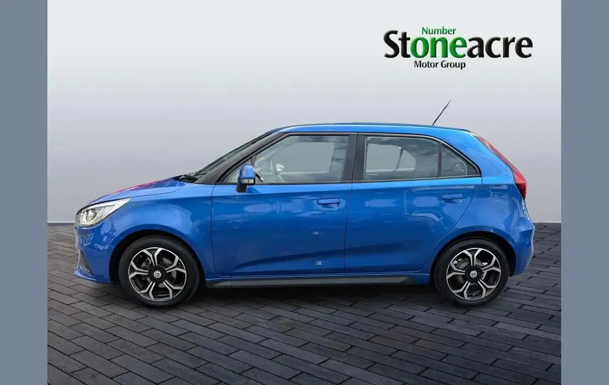 Used MG MG3 Excite 106 HP (77 kW) 2019 Blue Hatchback