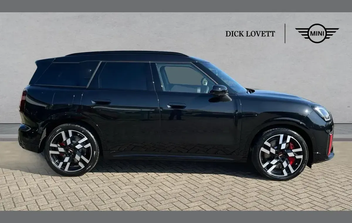 Used Mini John Cooper Works Countryman 296 HP (217 kW) 2026 Black SUV