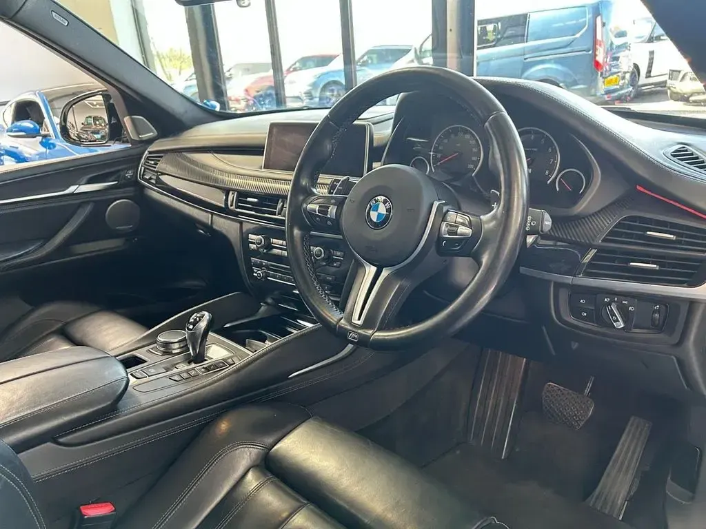 Used BMW X5 M M Sport 575 HP (422 kW) 2017 White SUV
