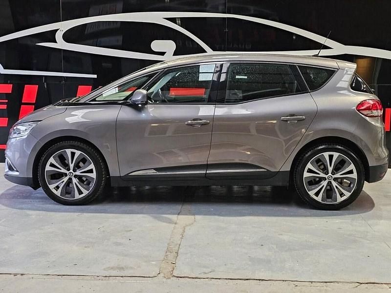 Used Renault Scénic IV Dynamique 110 HP (80 kW) 2018 Grey MPV